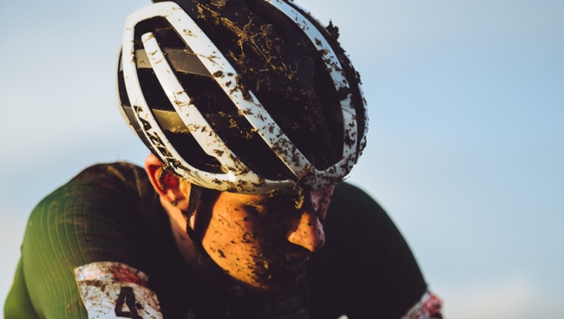 Como cuidar do teu capacete de bicicleta